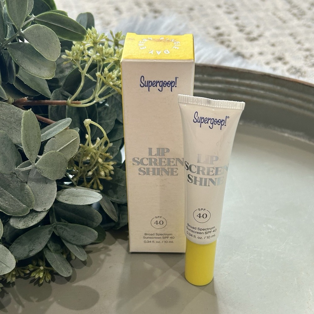SuperGoop! Lip Screen Shine Broad spectrum SPF 40 Clear Top Coat Sun Protection